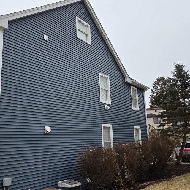 Pacific-Blue-monogram-D4