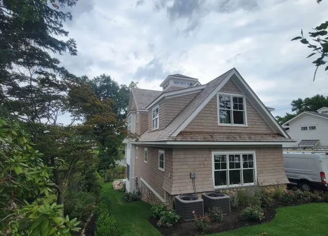 Red-cedar-siding- Siding contractor Southport CT on residential project