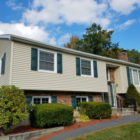 Find the Best Vinyl Siding Contractor Near Me